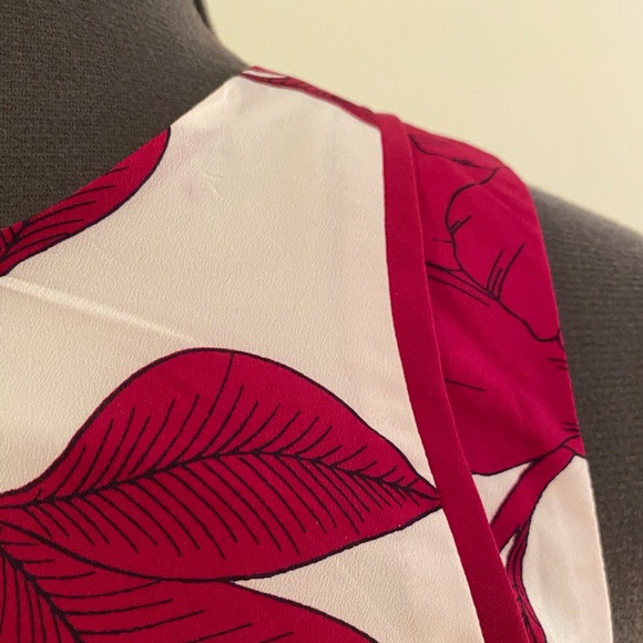 Banana Republic Magenta Floral Sheath Dress - Picture 2 of 4